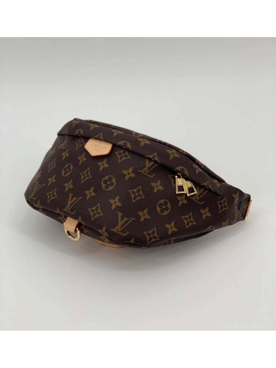 Сумка на пояс Louis Vuitton